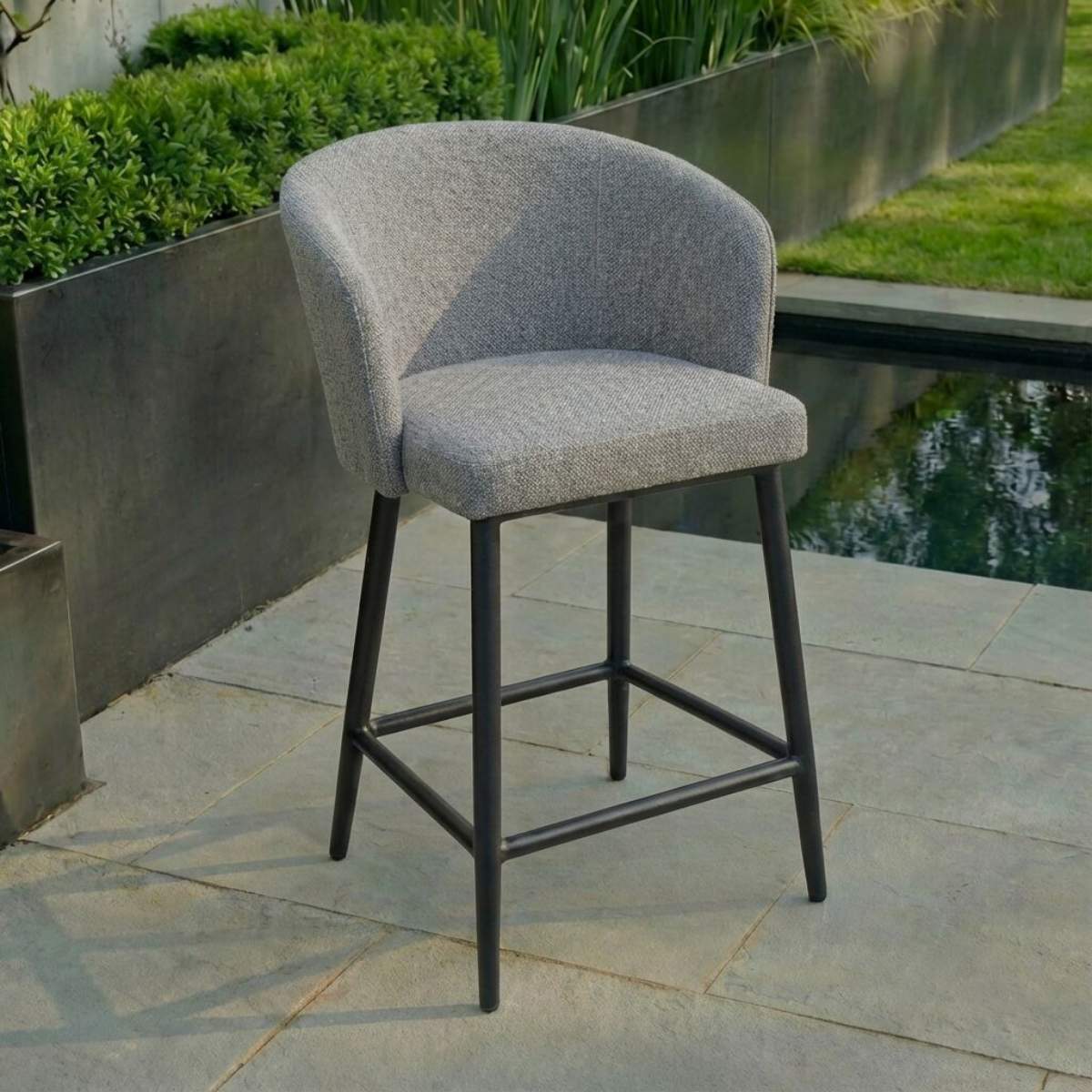 Maze - Outdoor Fabric Zen 4 Seat Low Round Bar Set - Image 33