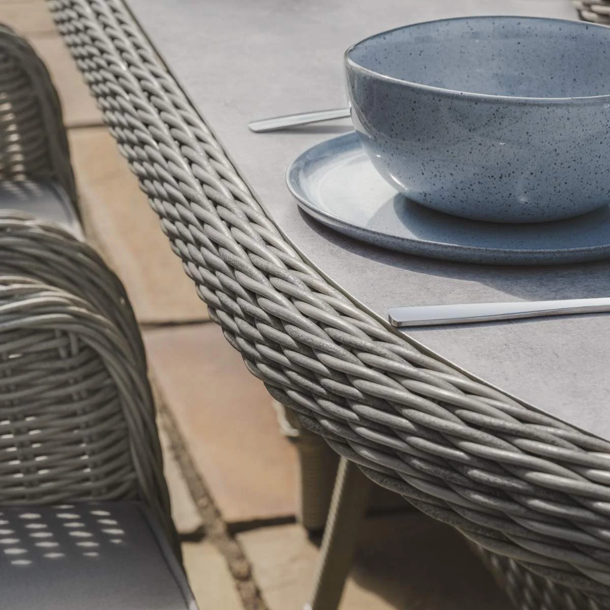 Maze Oxford 6 Seat Oval Dining Set - Image 12
