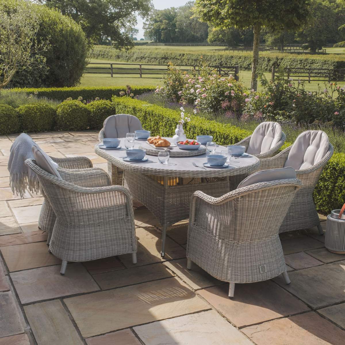 Maze Oxford 6 Seat Oval Dining Set - Image 14