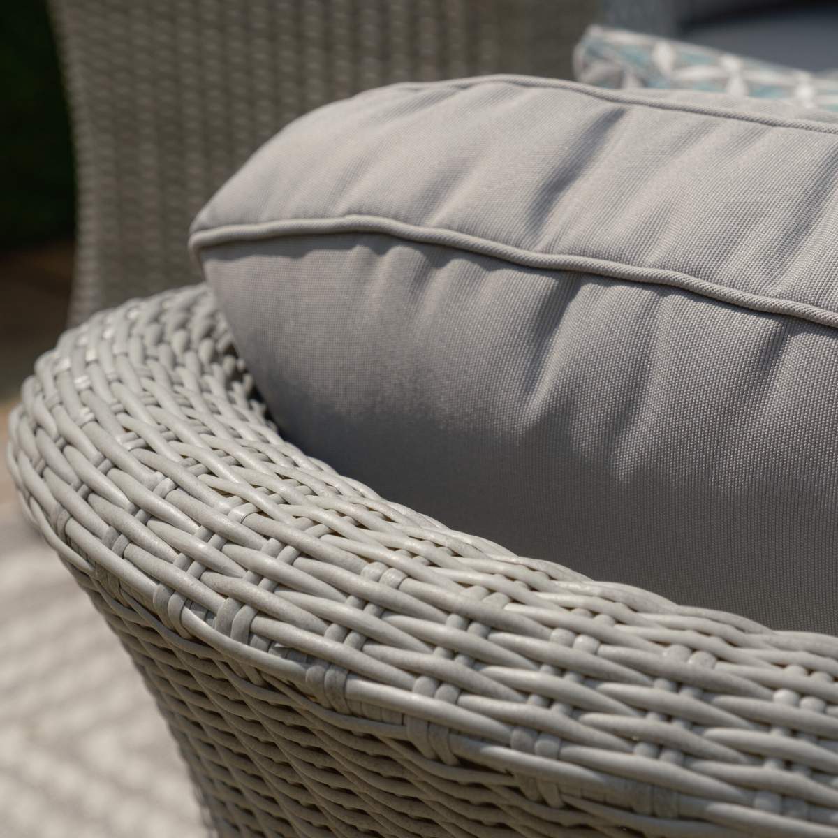 Maze Oxford Large Rattan Corner Sofa Set - Ceramic Glass - Image 7