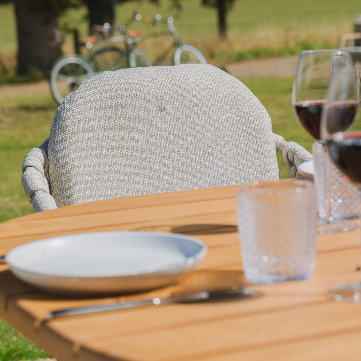 Maze Sicily Open Rope Weave 6 Seat Rectangular Dining Set - Latte - Image 9