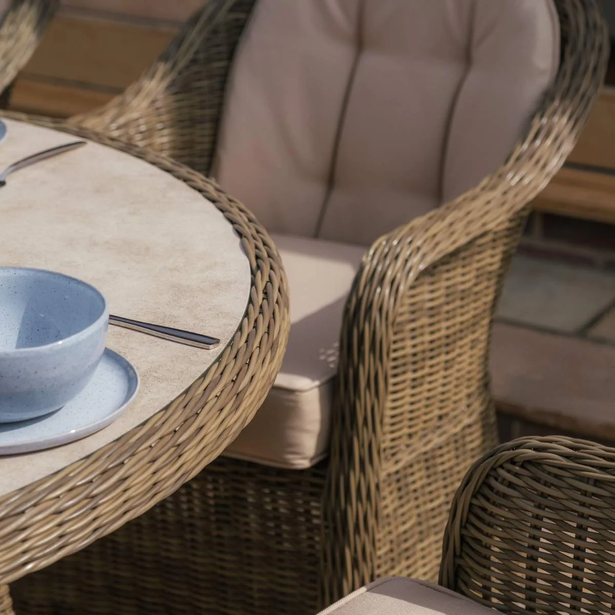 Maze Winchester 8 Seat Oval Dining Set - Image 13