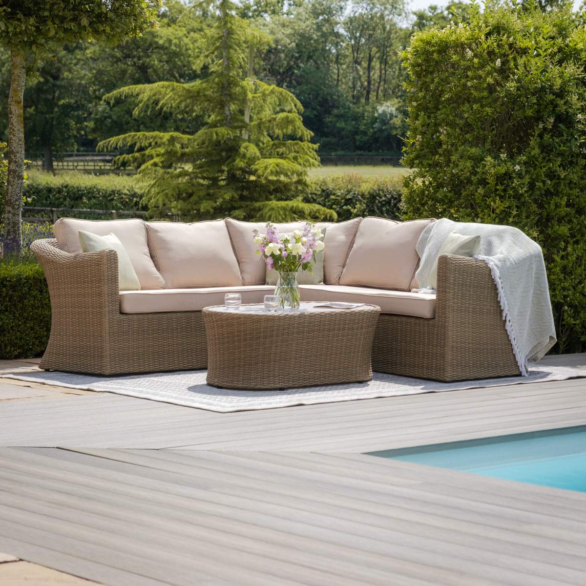 Maze Winchester Small Rattan Corner Sofa Set - Ceramic Glass - Image 2