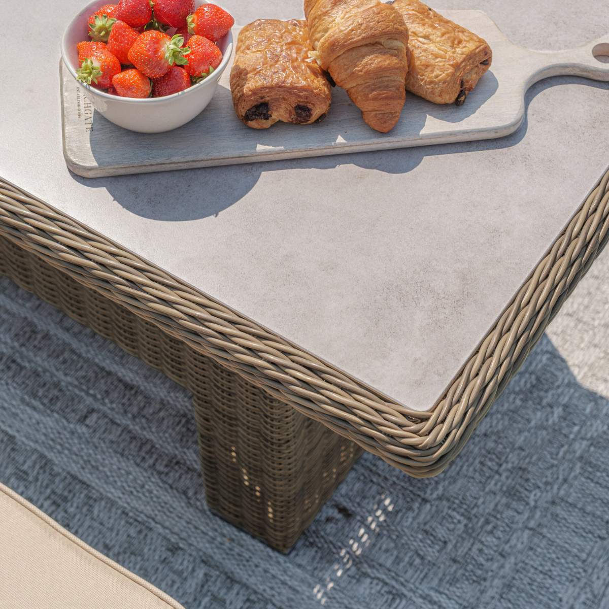 Maze Winchester Sofa Rattan Dining Set - Image 5