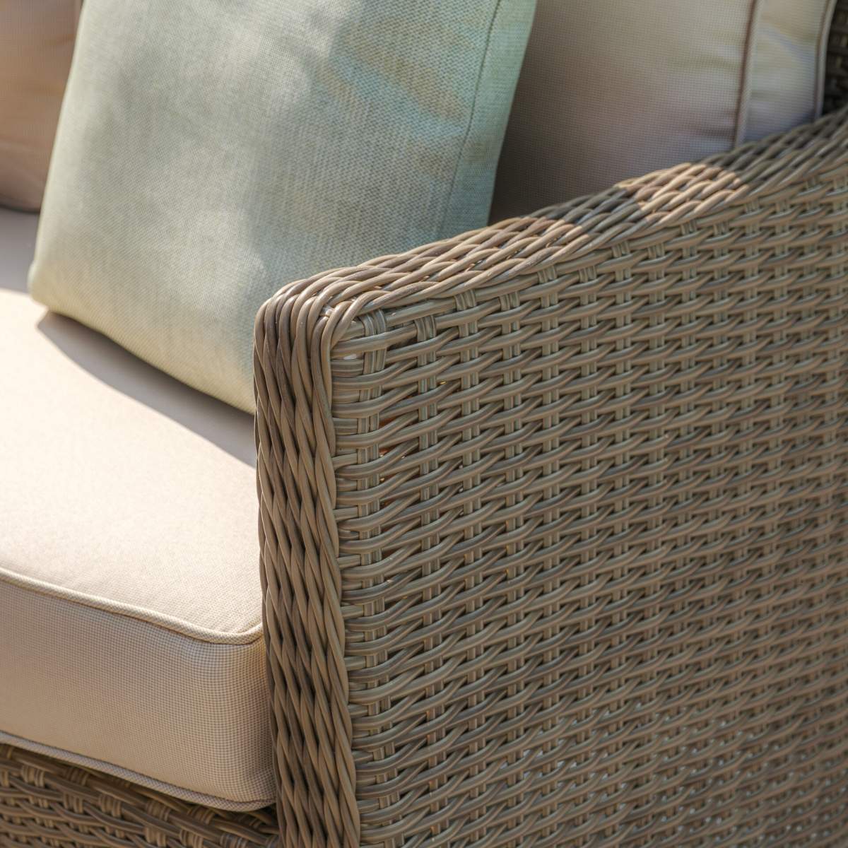 Maze Winchester Sofa Rattan Dining Set - Image 6