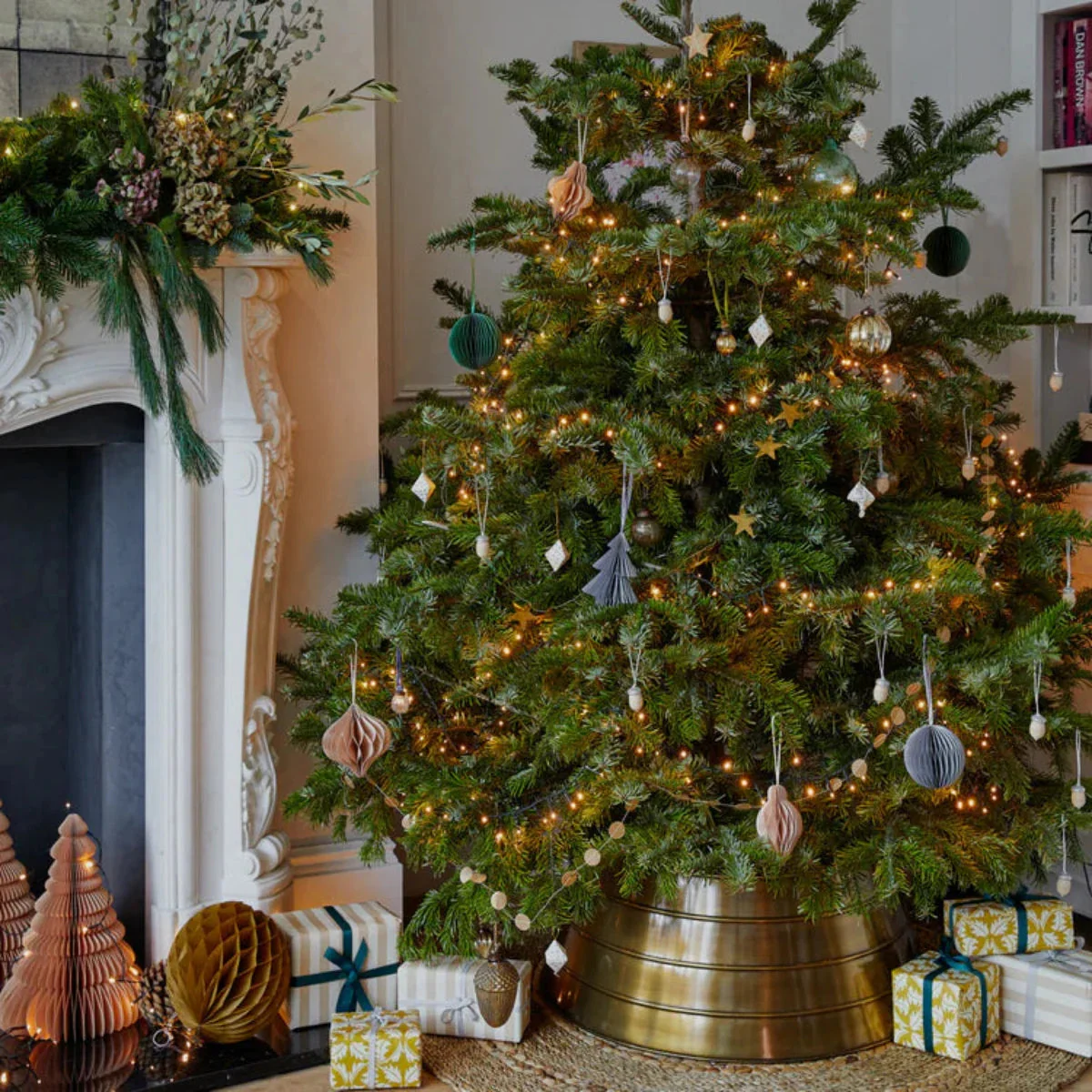 Ivyline Metal Christmas Tree Skirt Gold - Image 2