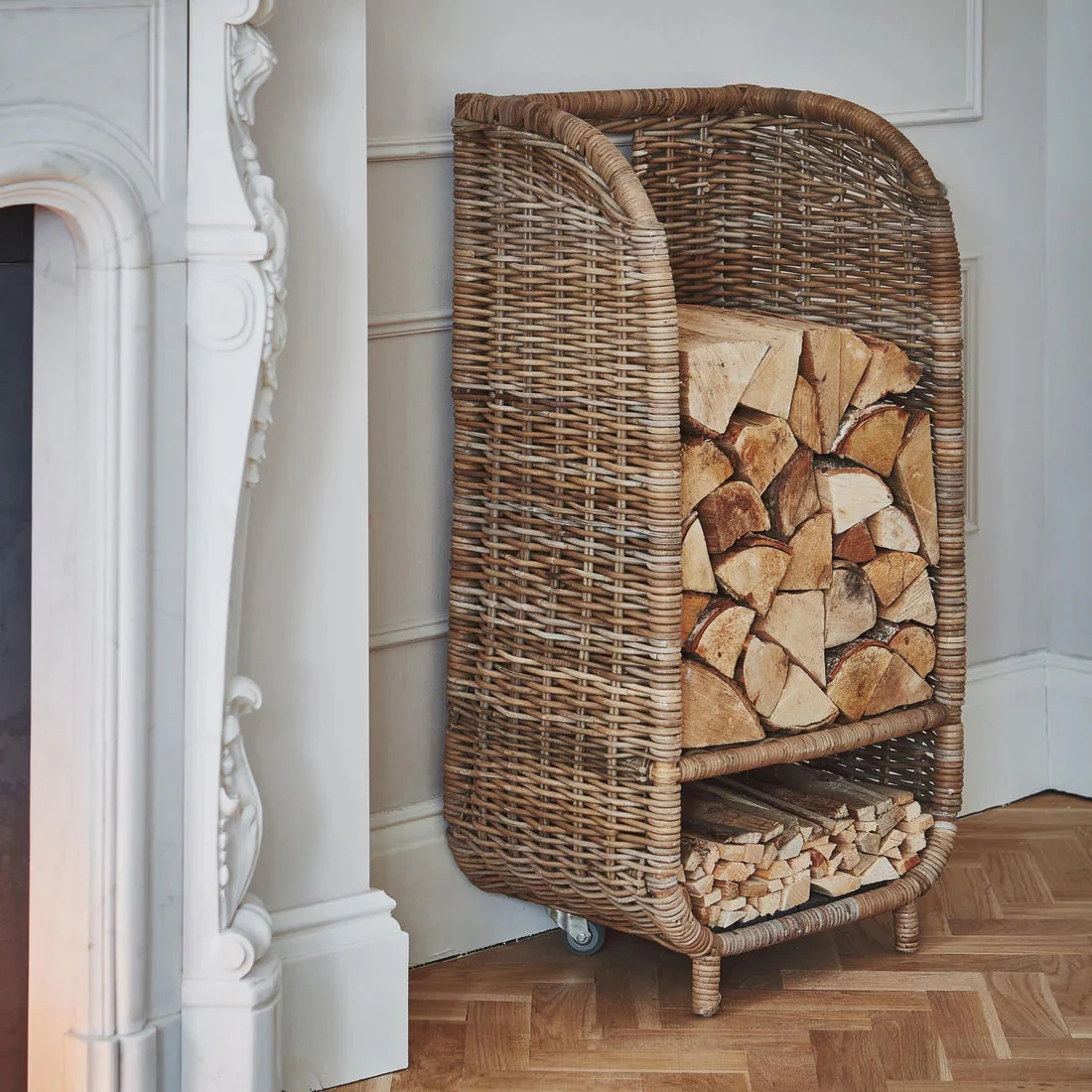 Ivyline Natural Rattan Log Trolley with Kindling Shelf - Image 4