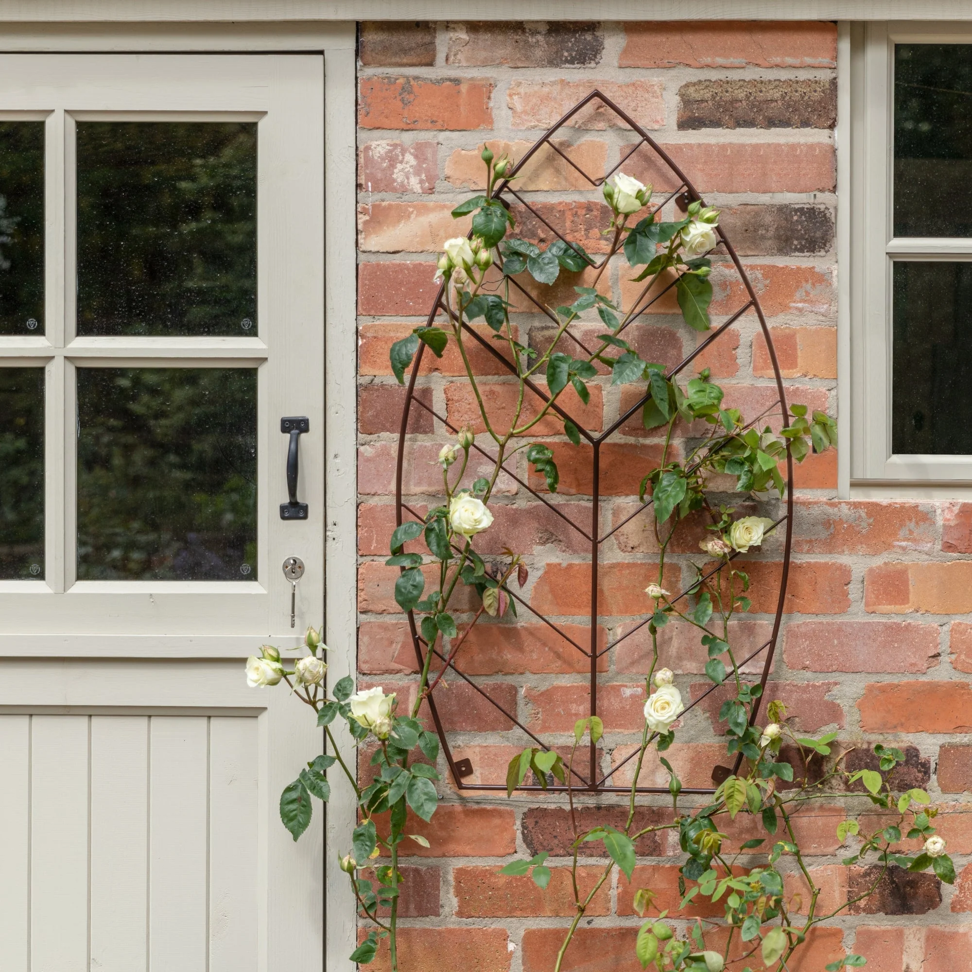 Ivyline Leaf Garden Wall Trellis - Image 2