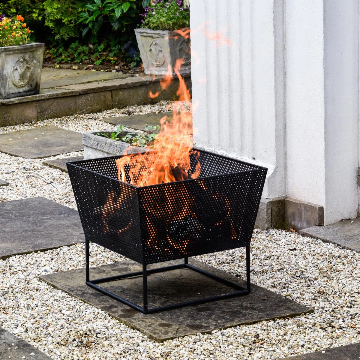 Ivyline Outdoor Norfolk Fire Pit - Image 14