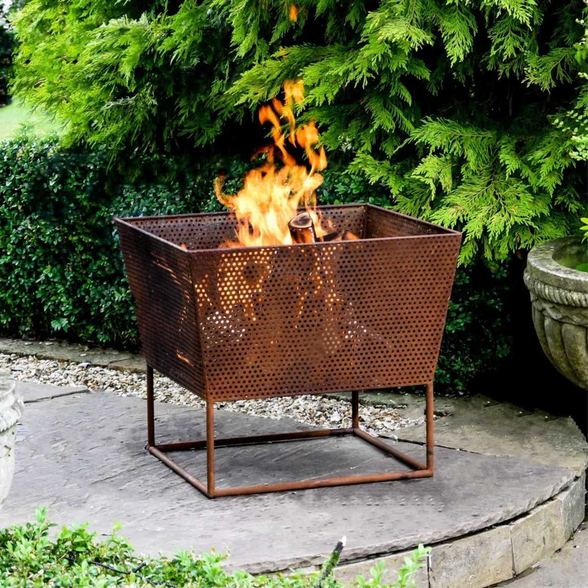 Ivyline Outdoor Norfolk Fire Pit - Image 6