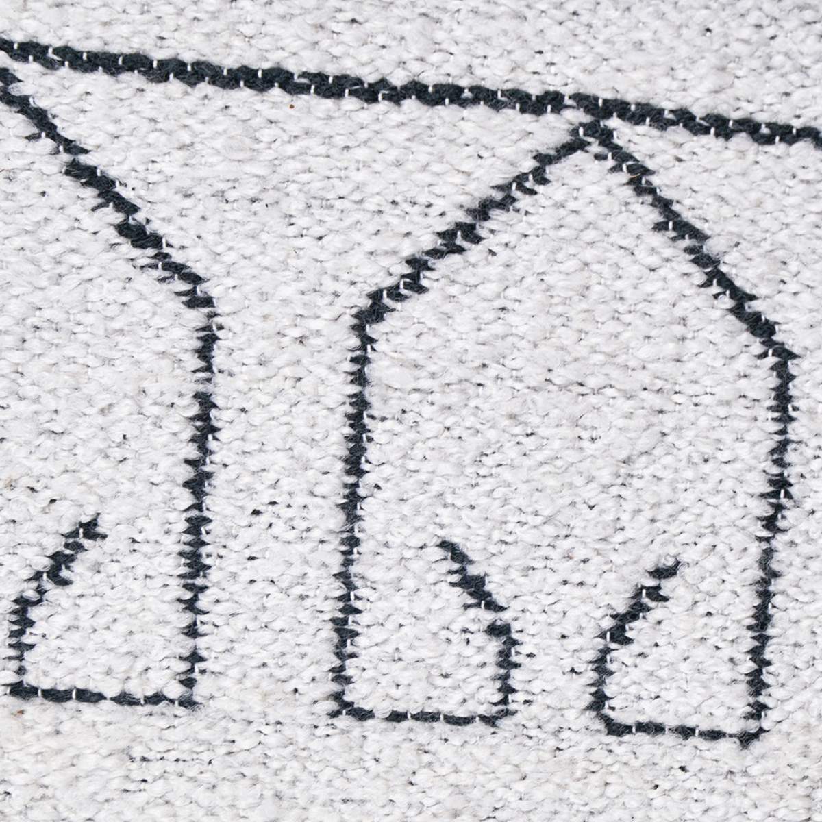 Pacific Lifestyle Indoor Outdoor White and Black Greek Key Design Rug - Image 3