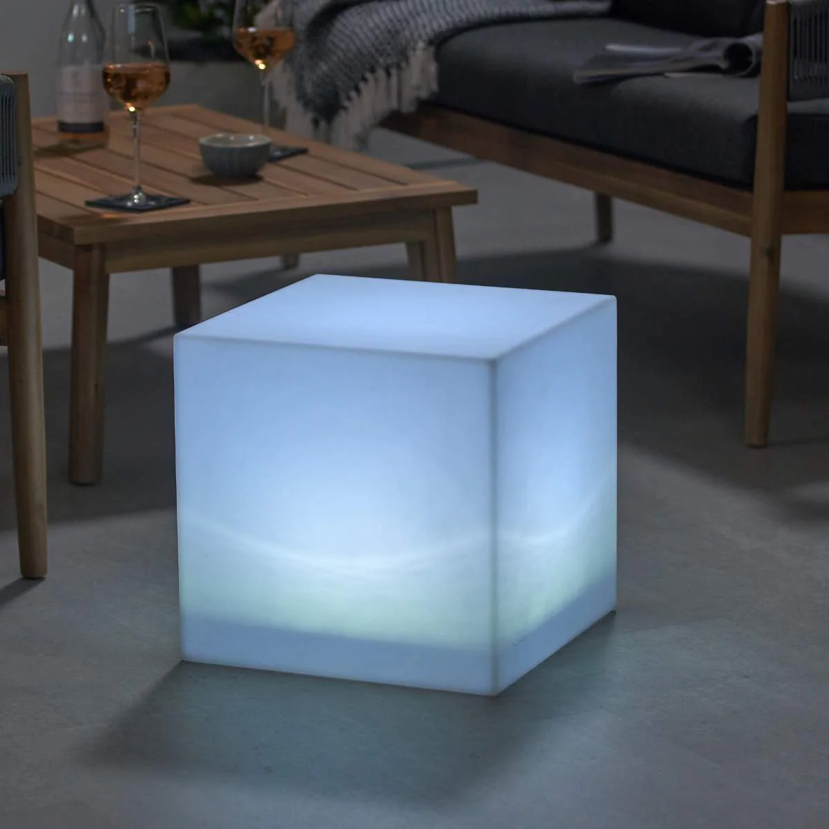 Pacific Lifestyle Outdoor Cube Lamp 38cm - Image 5