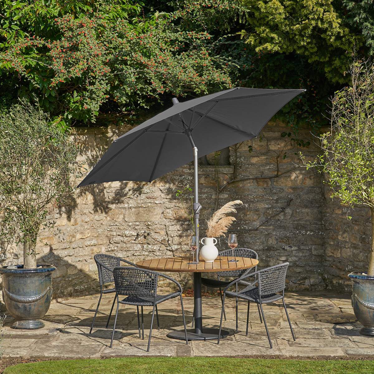 Pacific Lifestyle Riva 2.5m Round Anthracite Parasol - Image 6
