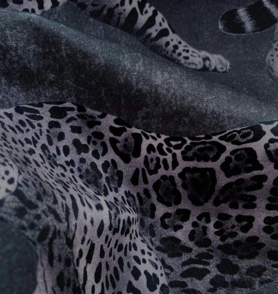 Avalana Pantheress Shimmer Velvet Fabric - Image 3