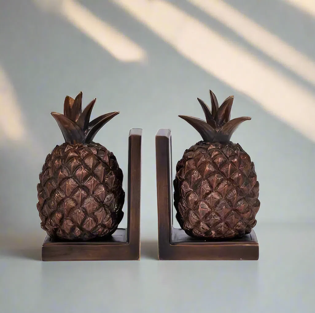 Mindy Brownes Pineapple Bookends - Image 3