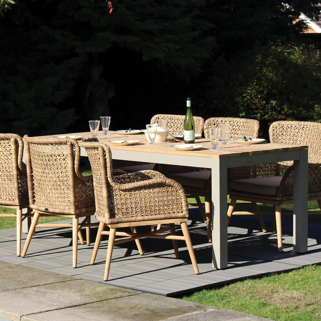 PR Home Reclaim Outdoor Dining Table – Kubu / Teak - Image 7