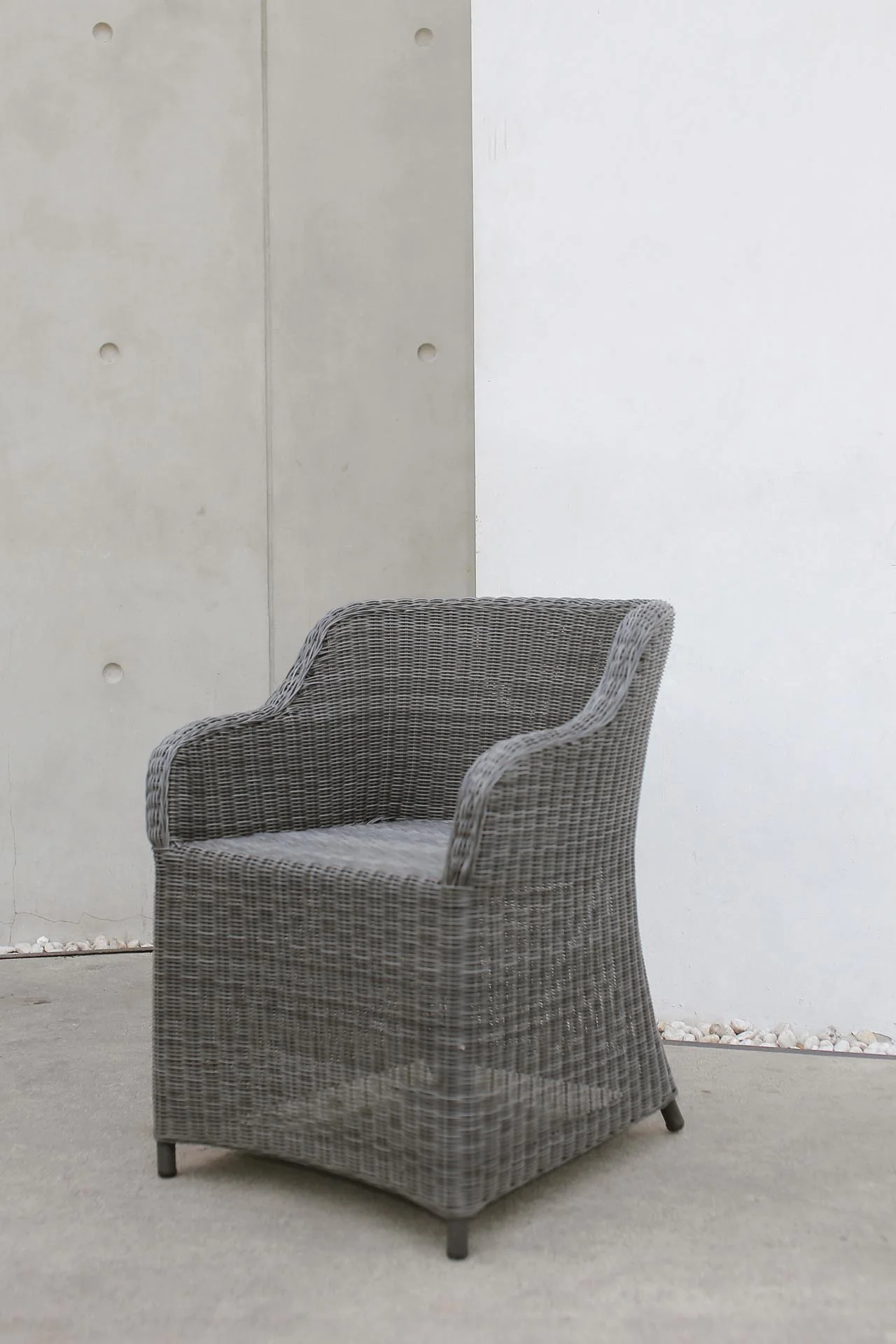 PR Home Savona Outdoor Dining Armchair - Image 3
