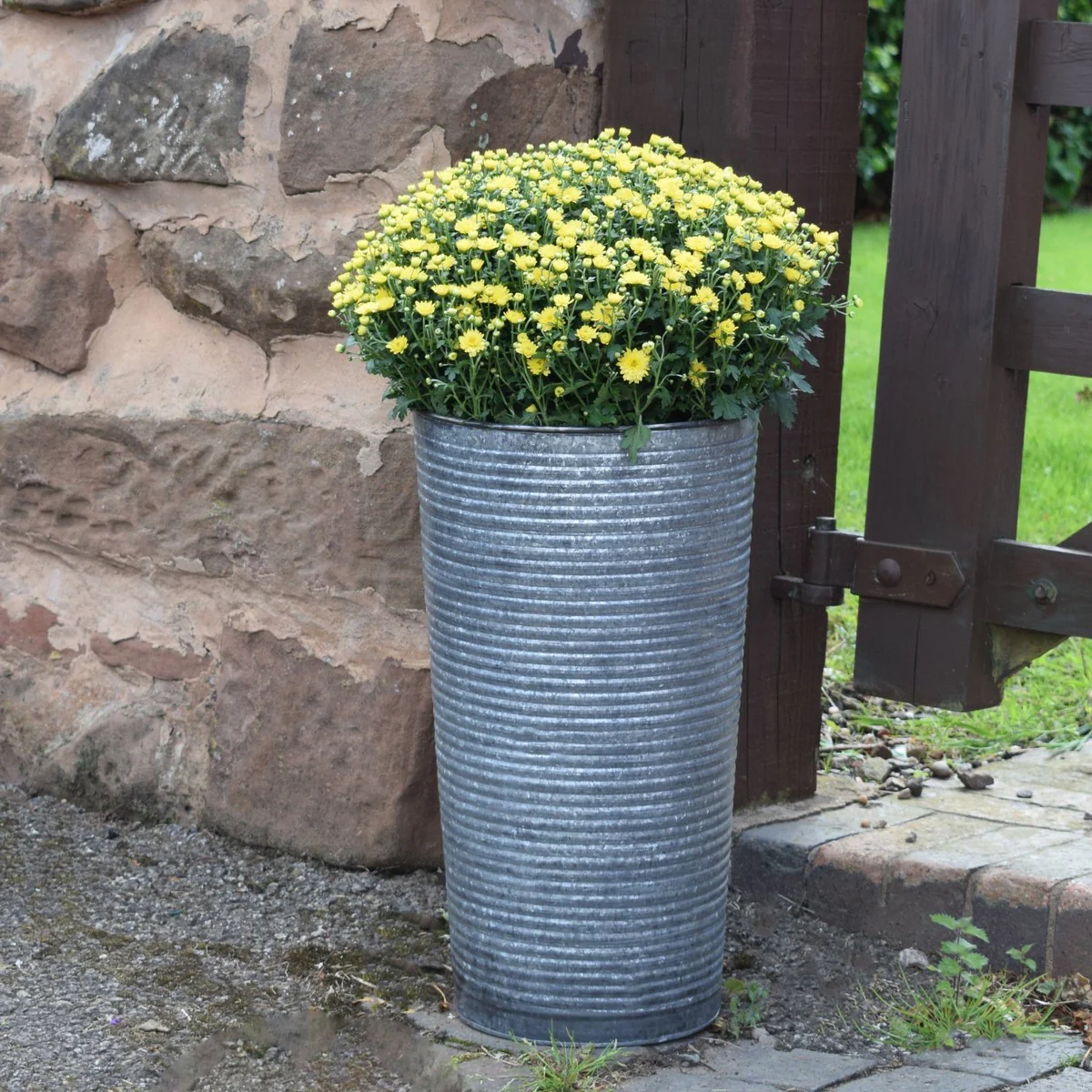 Ivyline Ribbed Galvanised Vase Planter - Image 2