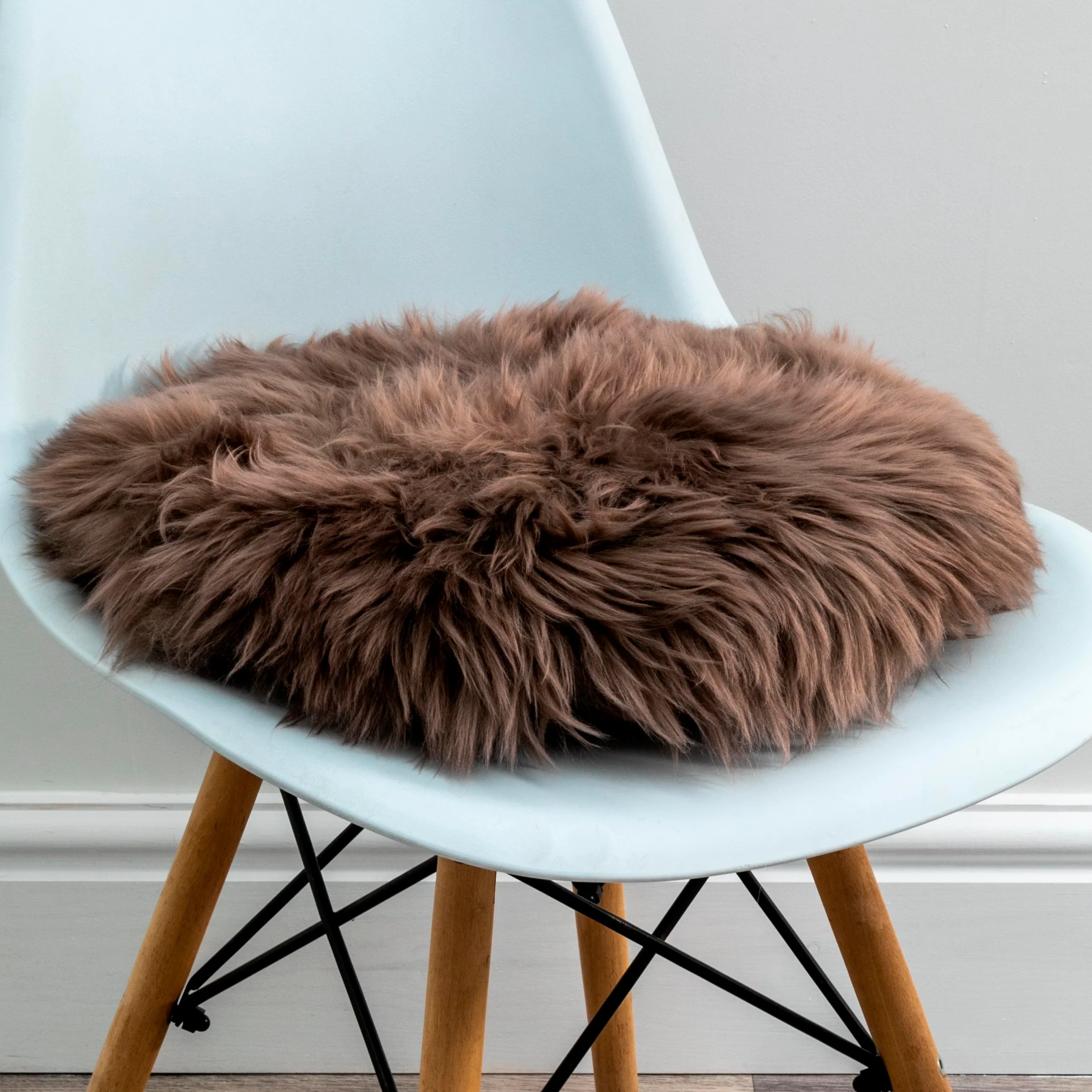 Native Home Round Sheepskin Chair Pad - Image 3