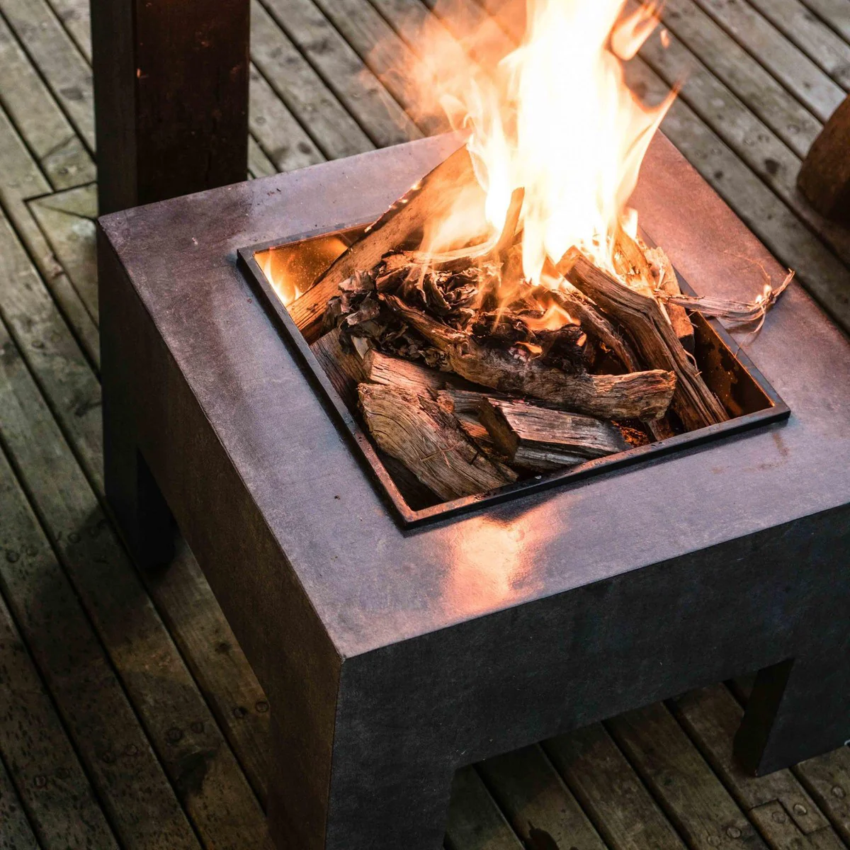 Ivyline Outdoor Square Console Fire Pit - Image 8