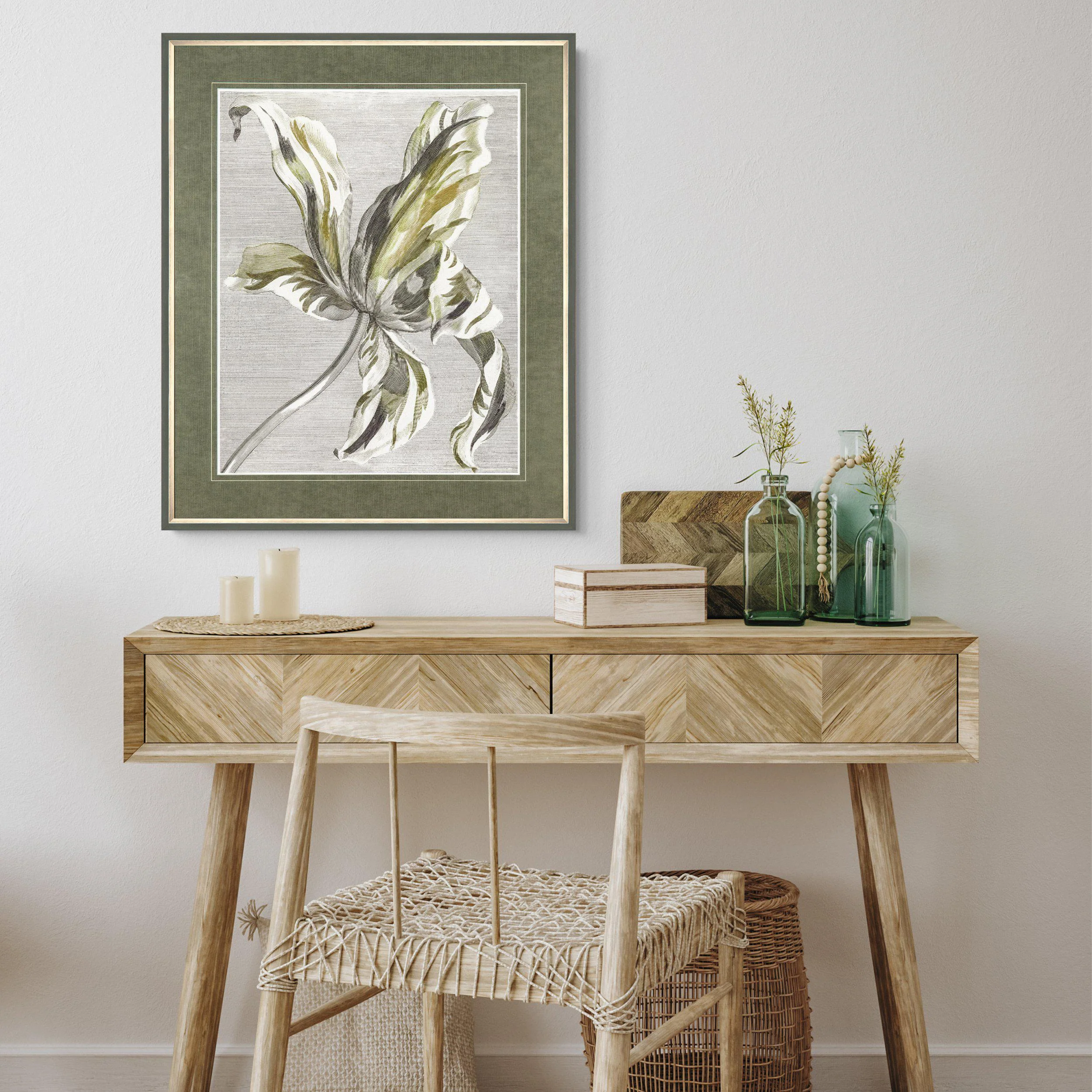 Art Marketing ‘Tulip Bloom’ Wall Art - Image 2