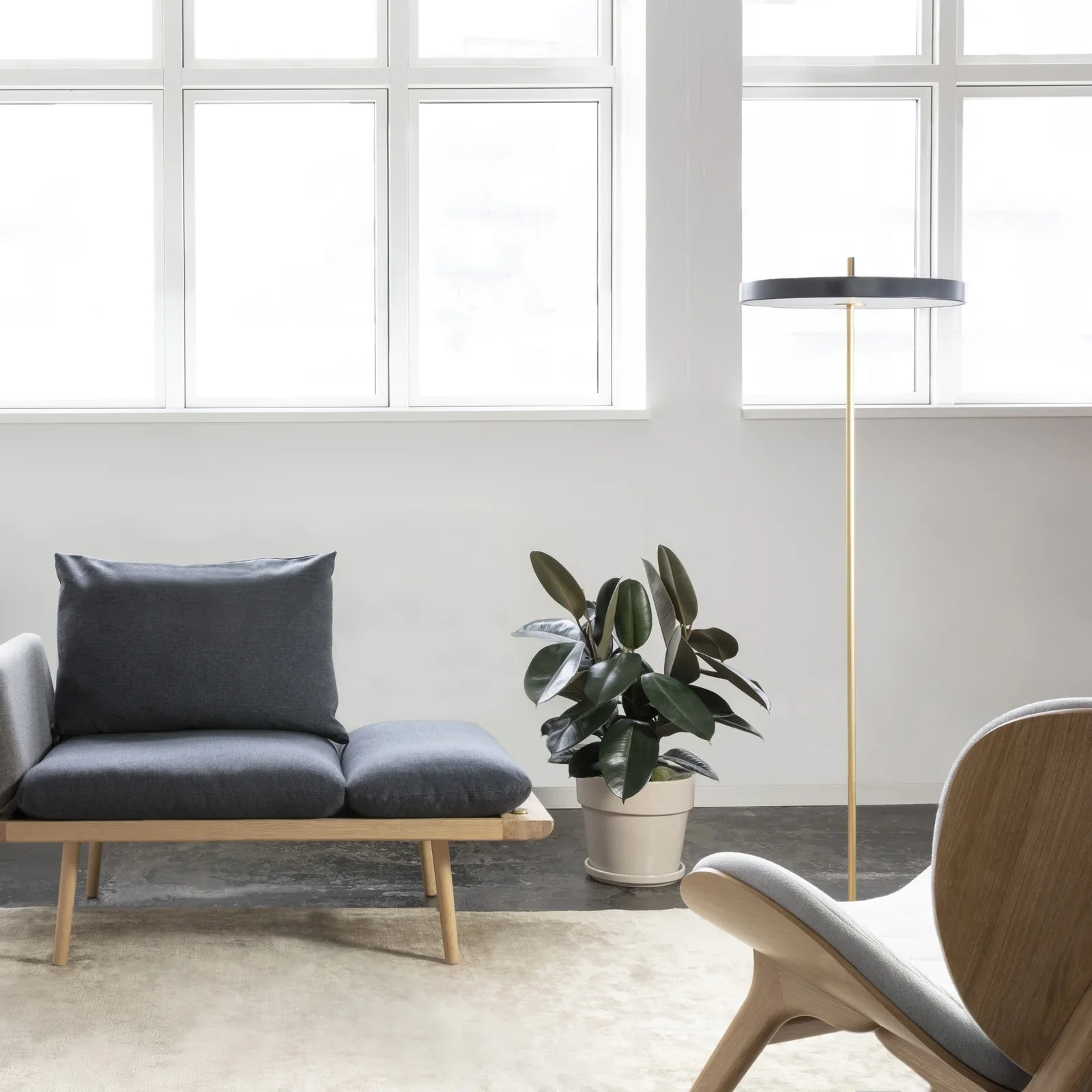Umage Asteria Floor Lamp - Image 5