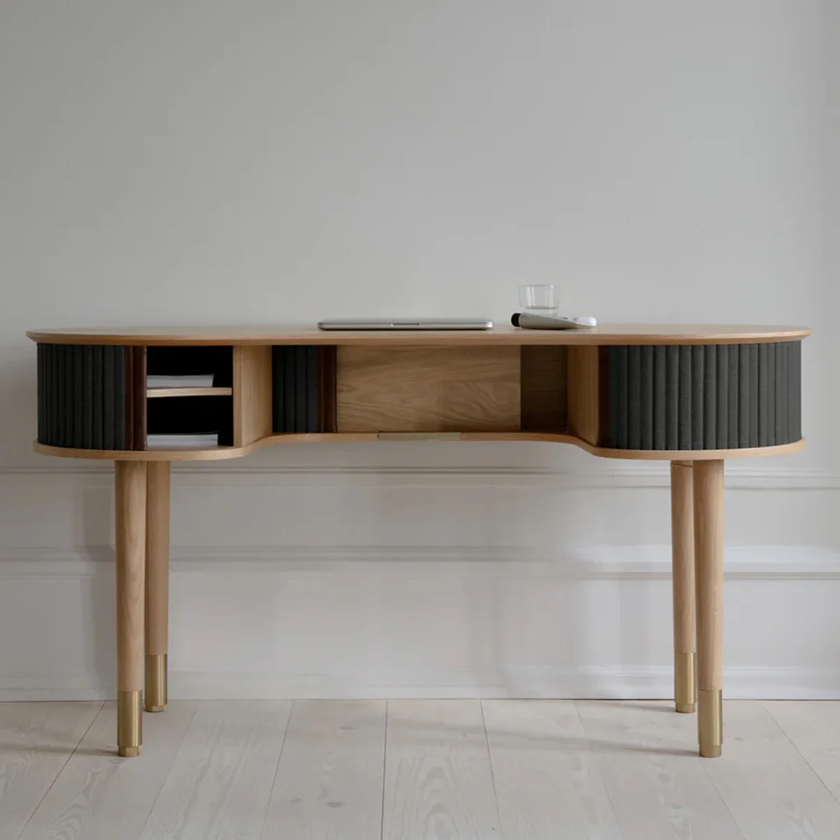 Umage Audacious Desk - Image 12