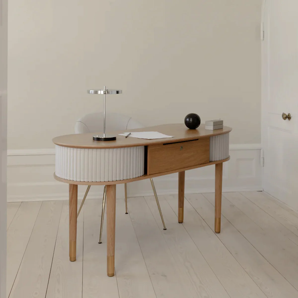 Umage Audacious Desk - Image 22