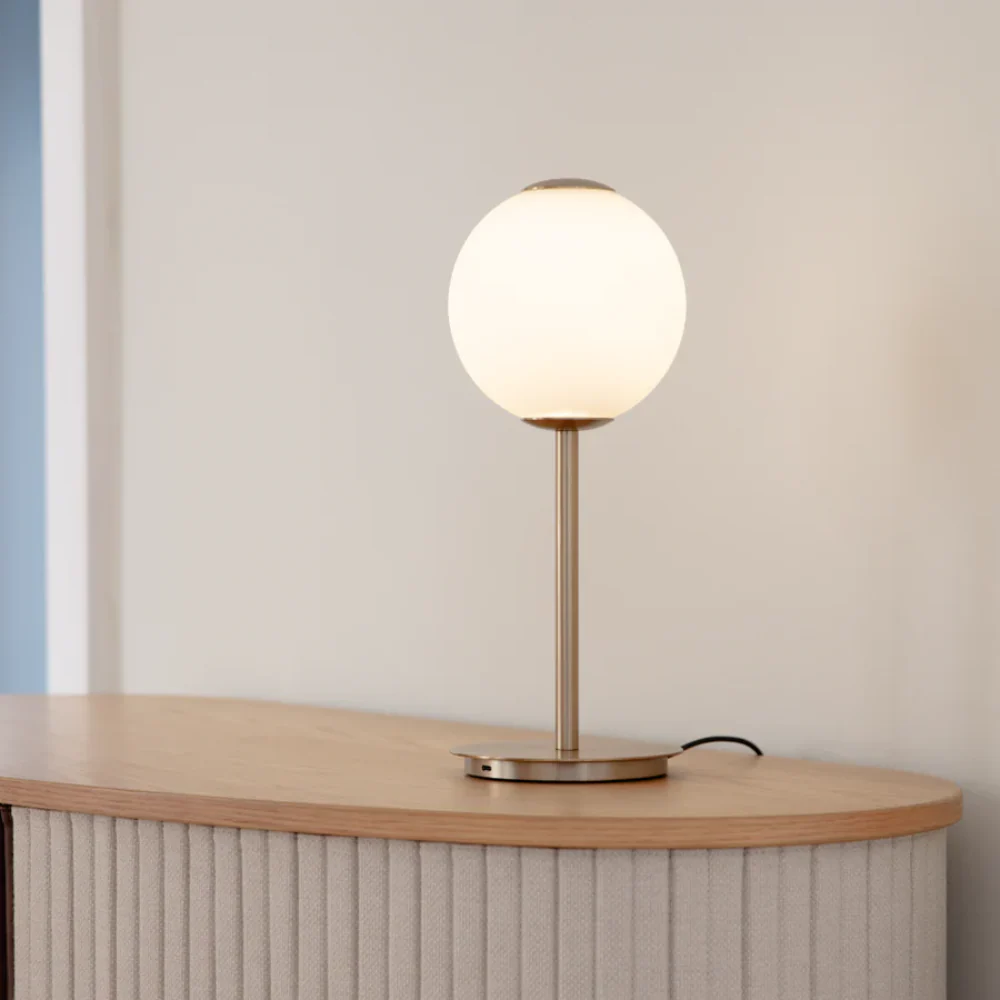 Umage Audrey Table Lamp - Image 2