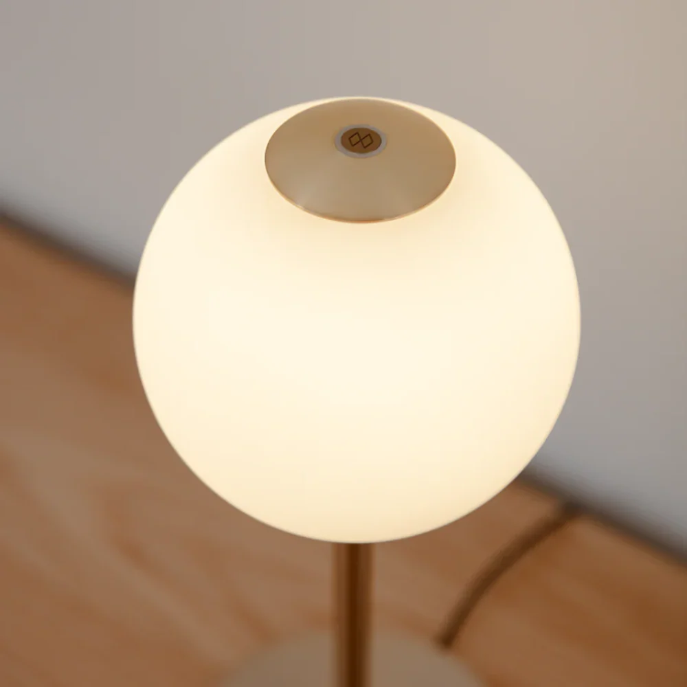 Umage Audrey Table Lamp - Image 4