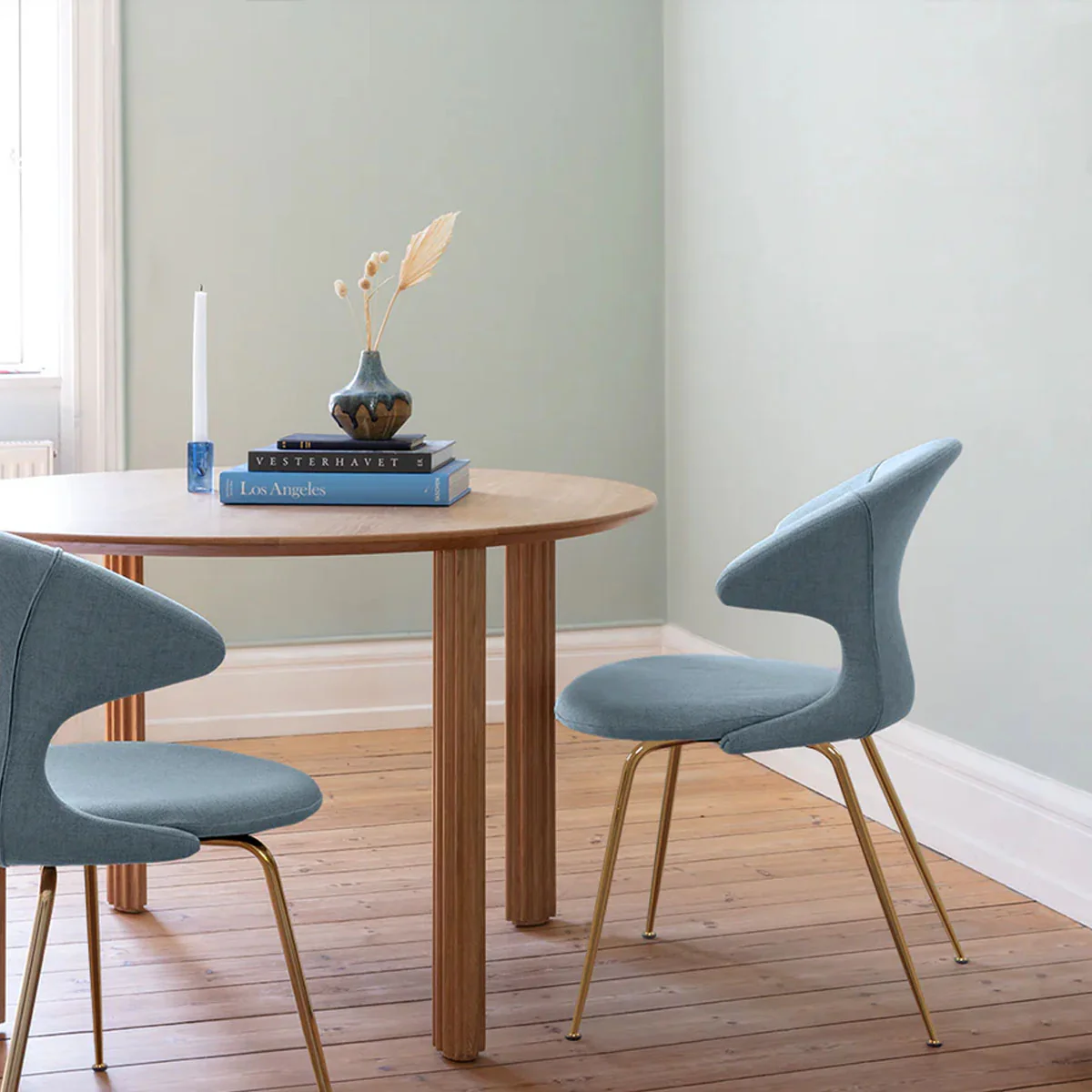 Umage Comfort Circle Table - Image 21