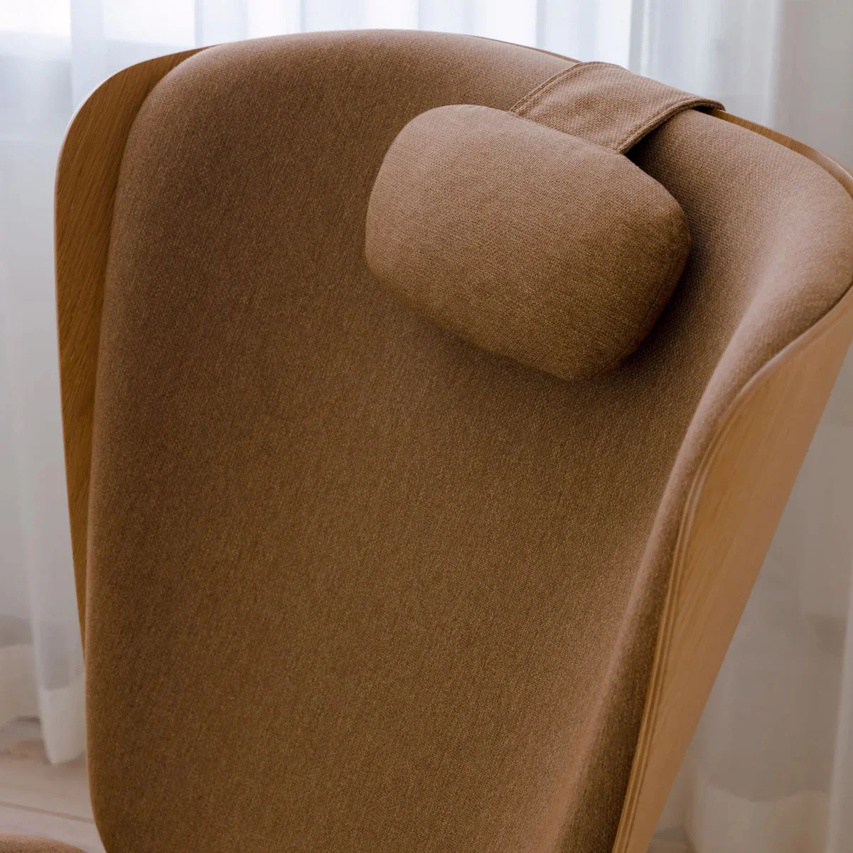 Umage The Reader Wing Chair - Image 4