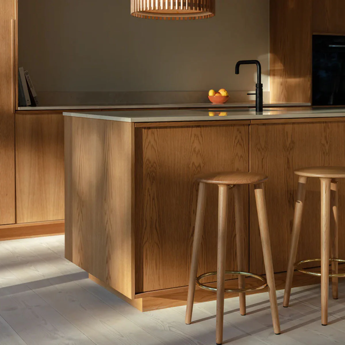 Umage The Socialite Counter Stool - Image 4