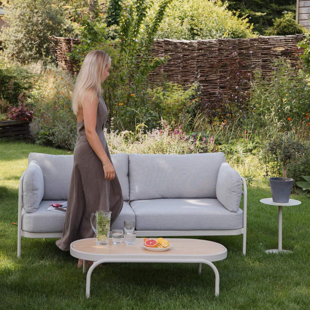 Zuiver Outdoor Coffee Table Vista - Image 10